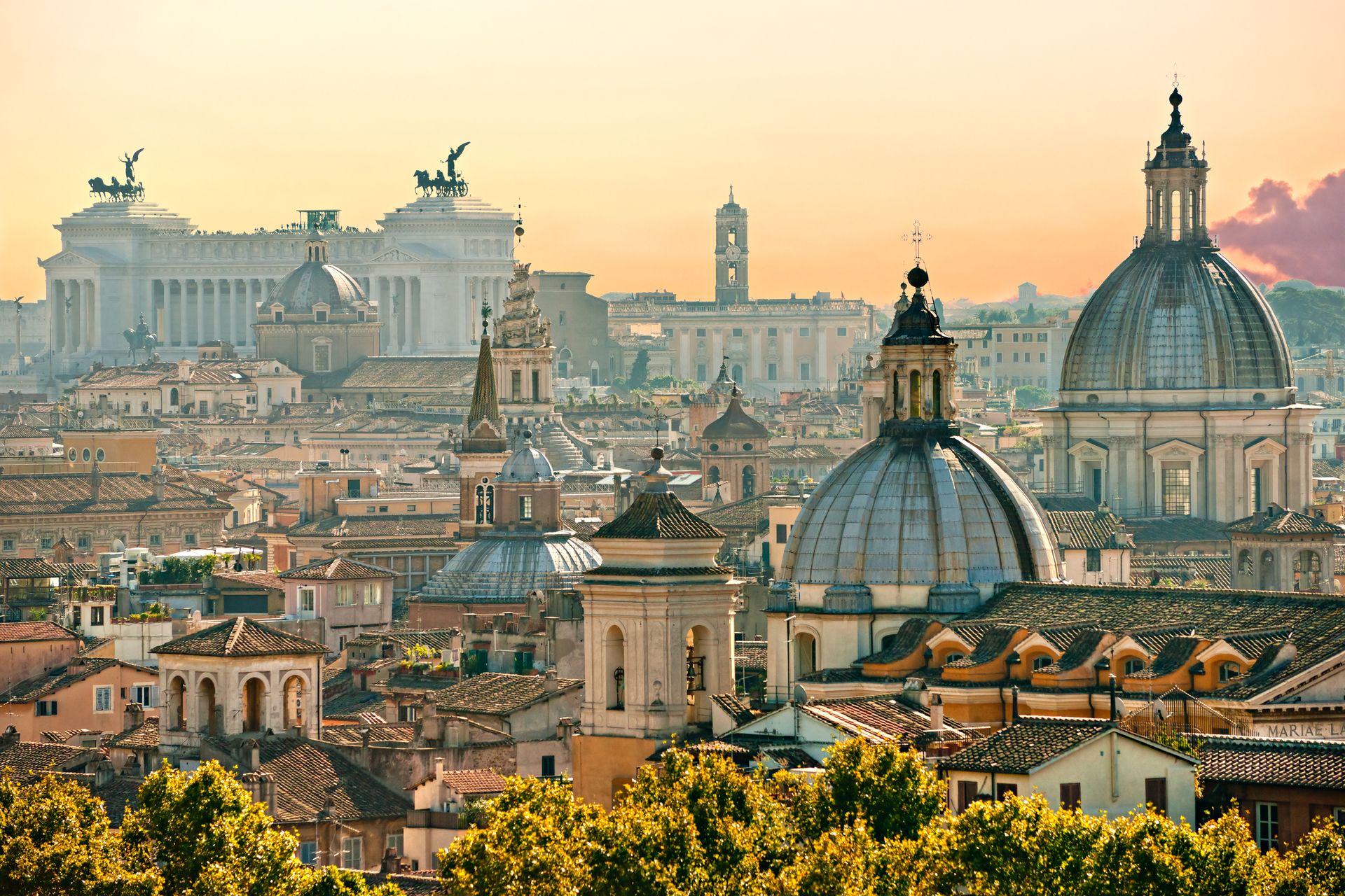 the eternal city, full of history and worldwide masterpieces that must be seen once in a lifetime, home to hidden venues for the perfect gala dinner.