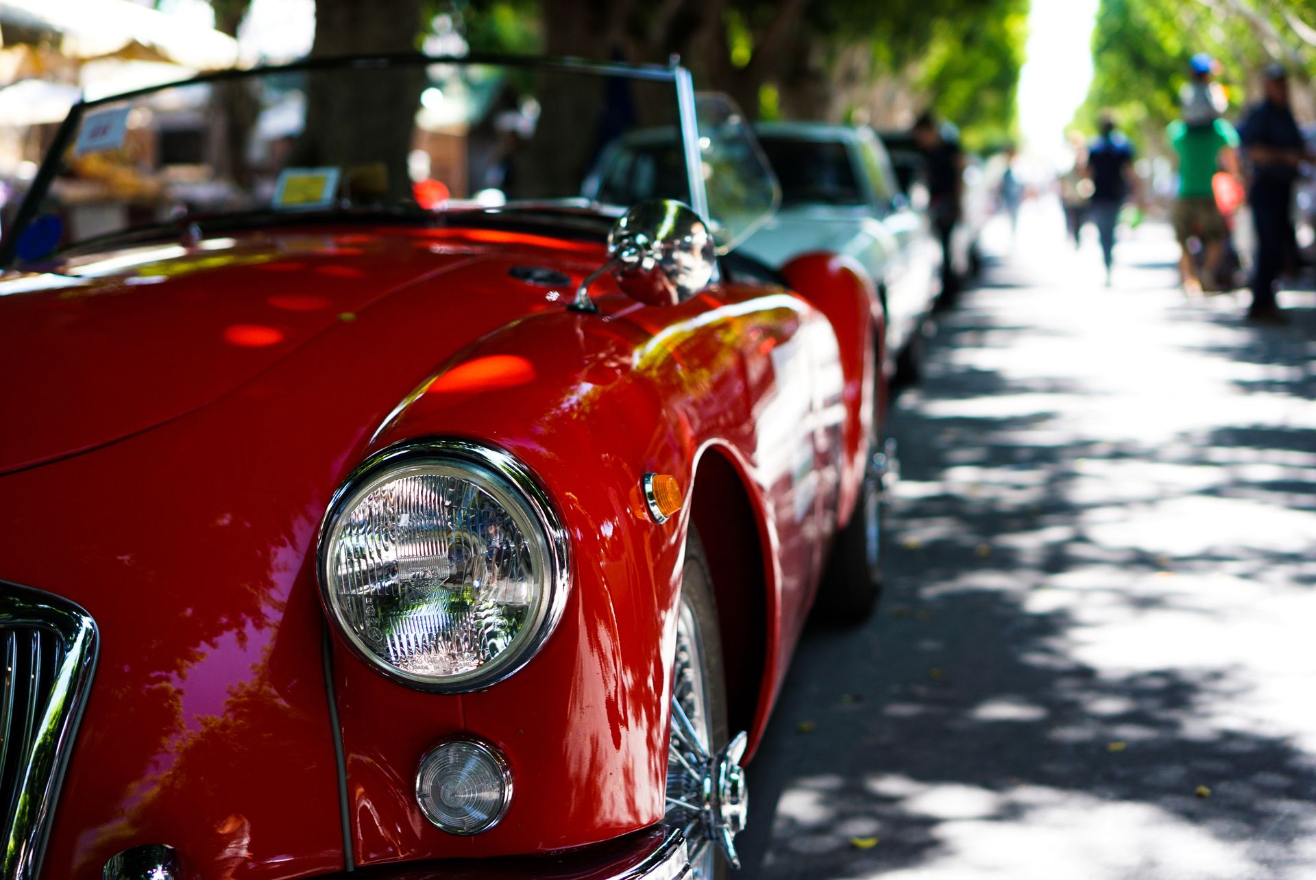 Vintage Car Race : we have a program that is exciting, friendly and fun, delivered with care to ensure that the racing is competitive and safe.