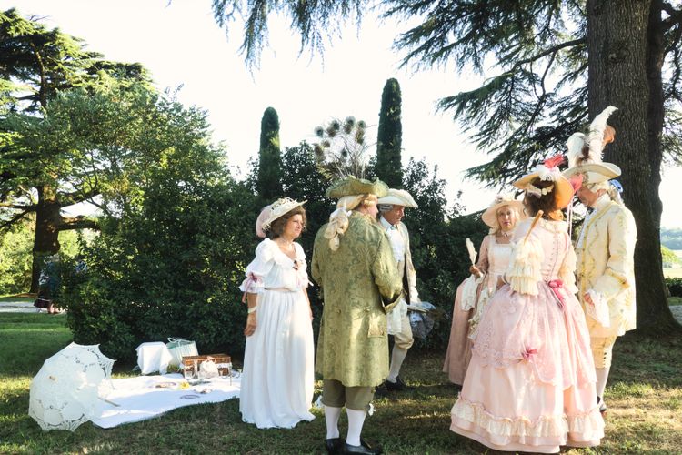 Costume Flash Mob :is the best way to create a big impression for brand promotion, media interest, social media stunts or just to entertain guests .