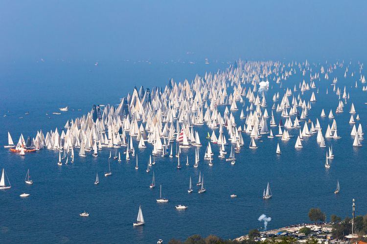 barcolana: the largest sailing race in the world